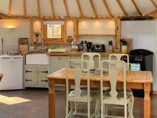 Bee Roundhouse - South Walsham - 6