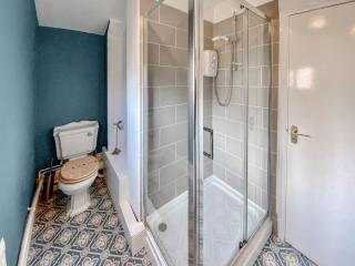Corner View - Broadstairs - 3