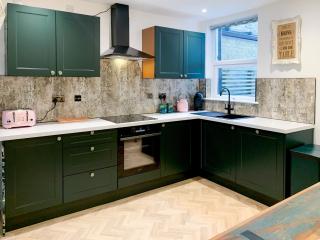 Whitstable's Pearl - 4