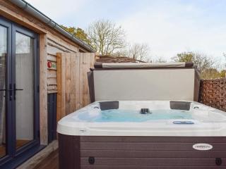 Rondo - Ukc3211 - Newbridge - 1