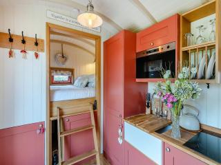 Bonnie's Shepherd Hut - Uk50228 - 4