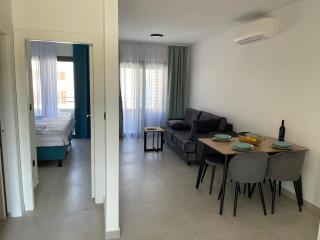 Sea Slatine I - Modern apartment with pool - 30 meters from the beach - 1