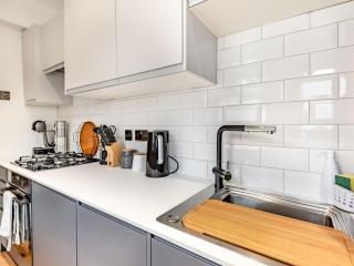 Ida's Place - Uk39577 - 2