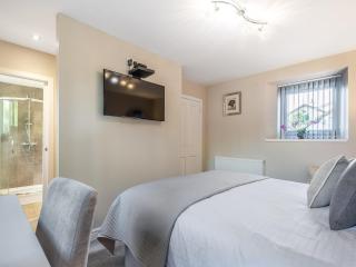 Shore View Cottage - 1