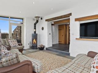Temple Barn - Abercastle - 0