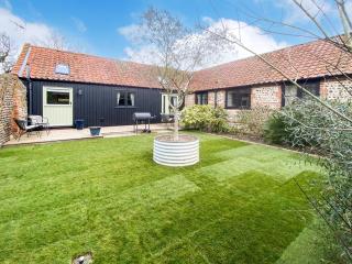 Skylarks Nest - Witton - 9