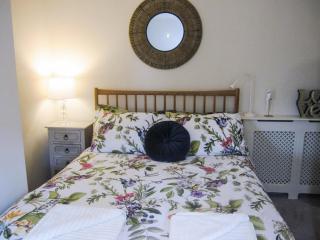 Priory Place - Gloucester - 4