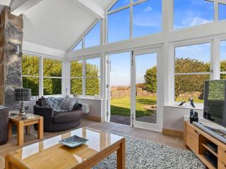 Temple House - Abercastle - 9
