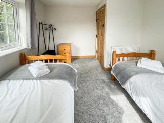 The Willows - Uk34000 - 1