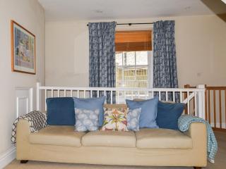 Courtenay Street 5 - 5