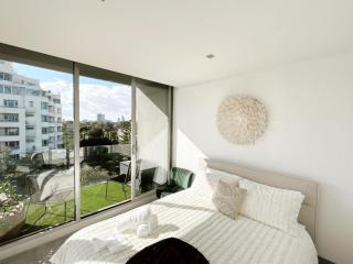 Panoramic City & Bay Views, 2 Minutes To The Beach - Melbourne - 1