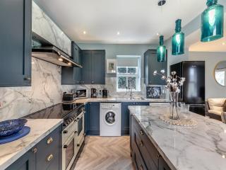 Rock Mews - Bakewell - 1