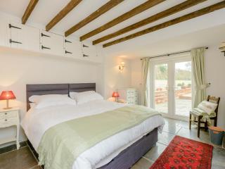 Eton Cottage - 3