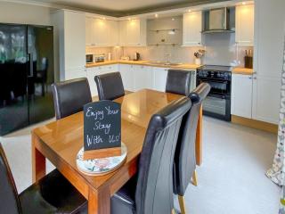 Townhouse - Uk48078 - 6