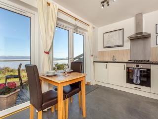 Single Malt Cottage, - Geary - 6