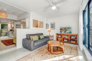 Sea Whisper, Apartment 6 at Julians Apartments - 7