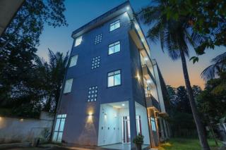 Azure Skies Luxury rooms and Apartments - Habaraduwa - 6