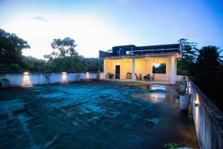 Azure Skies Luxury rooms and Apartments - 3