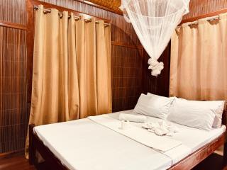 Victordelia Hilltop Hostel - San Vicente - 2