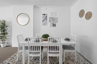 Spacious Modern Apt for 6 Next to Darling Harbour - Sydney - 4