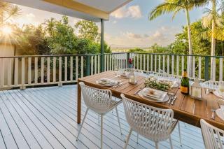 Mountain views, Indoor Fireplace, Pet friendly - Coolum Beach - 0