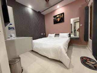 HOTELO PRAVAS INN - Lucknow - 8