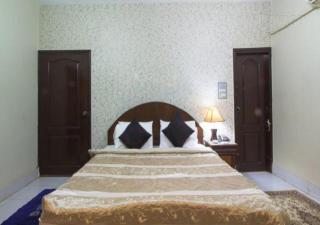 Hilltop Totel - 2