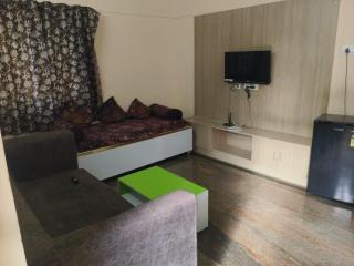 Townhouse Kurnool Bus Terminal Hotel Lakshmi Pride - Kurnool - 1