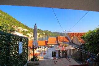 Apartment Mambo - 4