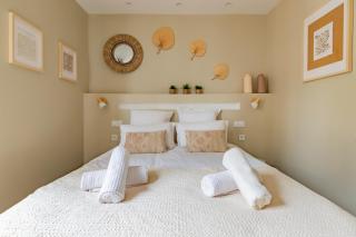 Plein centre - climatisé - à proximité cité médiévale - 1