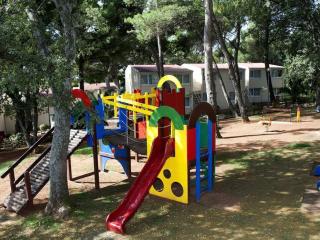 Relaxing Family Apartment Near Porec - 2