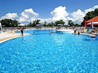 Relaxing Family Apartment Near Porec - 0