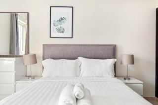 Elegant 1-Bedroom Apartment in Dubai Marina - 8