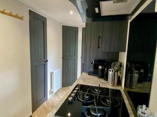 Charming Chalet on Park with Swimming Pool - Cozy Getaway - Hoenderloo - 8