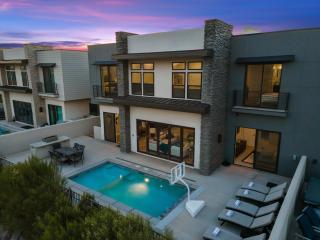 A Hole in One home - 1