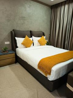 Cozy Haven Middlemist's Red Suite at Trefoil - 6