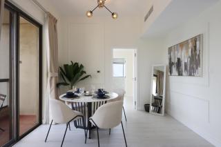 Upgraded 1BHK with Stunning Marina Views - 7