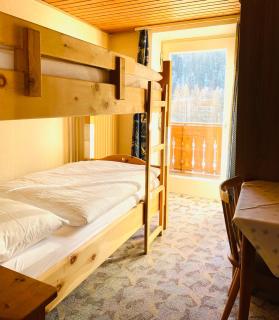 Glacier Rock guesthouse ex Pension Dangl - 5