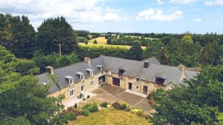 Domaine de La Ville Suzanne - Chambres d'hôtes, Roulottes et Cabanes - 9
