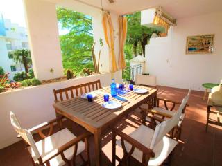 Piso con Vistas, Cerca de Playa Pet-Friendly, Ideal para Senderismo y Bicicleta, Piscina y Wi-Fi - ES-258-52 - Roses - 0