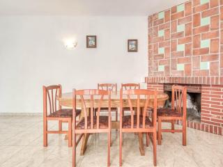 Apto. céntrico en Torroella de Montgrí, gran terraza, barbacoa, A/C, wifi, parking - ES-89-131 - 3