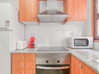 Apto. céntrico en Torroella de Montgrí, gran terraza, barbacoa, A/C, wifi, parking - ES-89-131 - 1