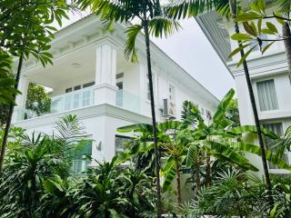 Baan Dhewaran Beachfront Villa - 7