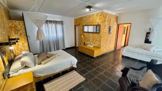 Roy's Rest Camp - Grootfontein - 6