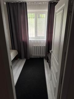 Ахметова 10 - 3