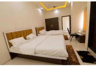 Hotel KV Pride - Mehekar - 4