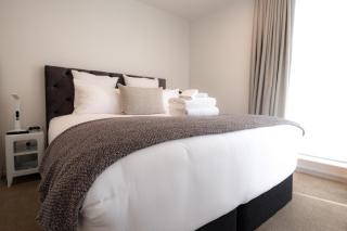 Stylish Urban Retreat in the Heart of Grafton - 9