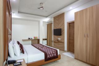 Hotel Lohmod at National Highway 8 Opposite Aerocity - Free Airport Transffer - Neu-Delhi - 1