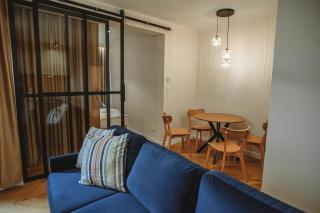 Modern Luxury Apartment & Parking - 4