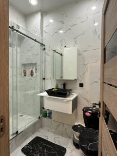 Spacious 3-Room Apt - Khujand - 5